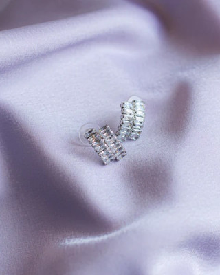 Обеци Zirconia cuffs
